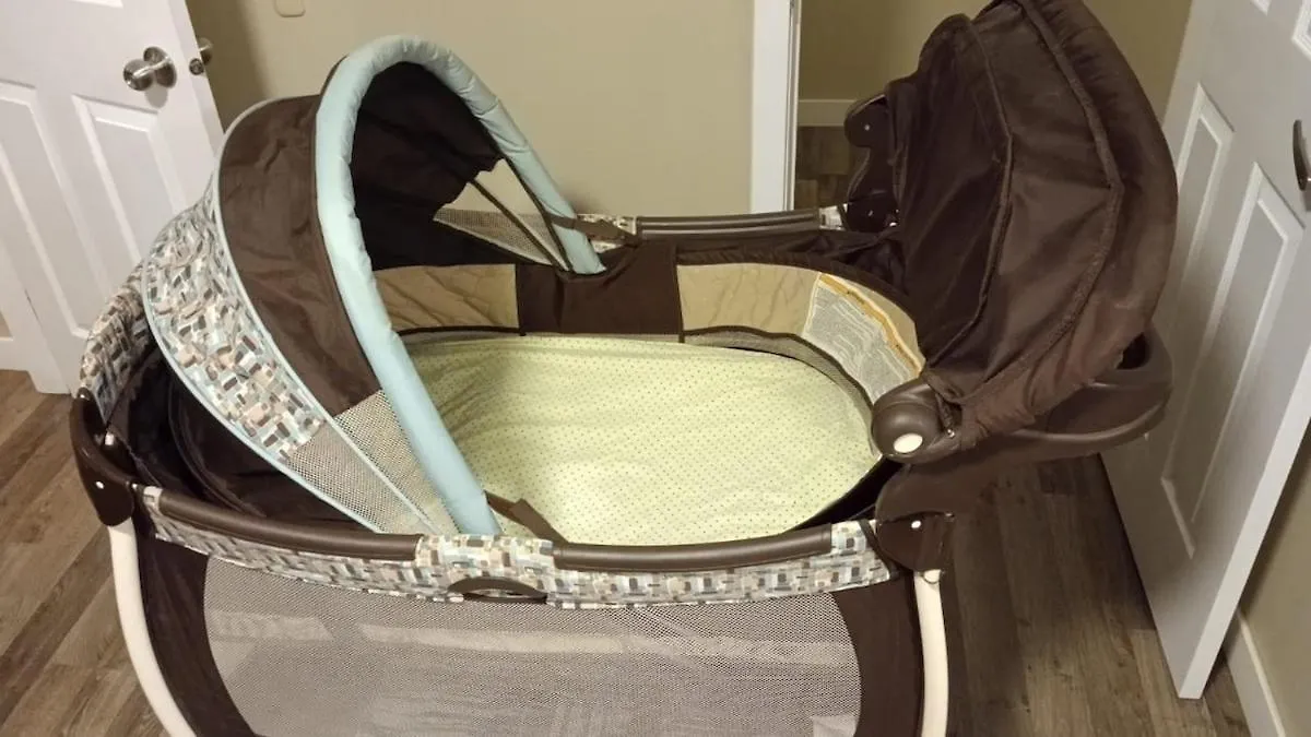 Private & Beautifully Finished Basement Suite, Sw Edmonton Apartment